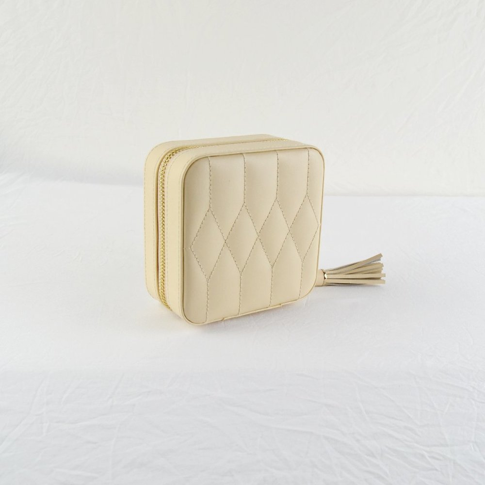 WOLF Ivory Caroline Leather Jewelry Travel Case